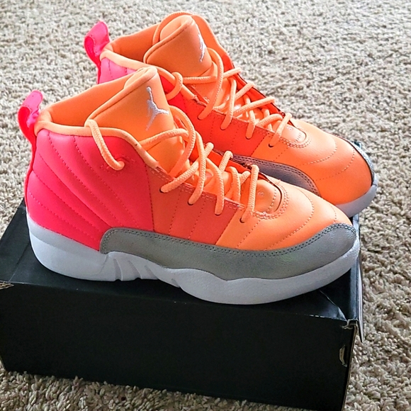 Jordan 12 Retro unisex sneakers Preschool sz q 1.5 - Picture 2 of 5